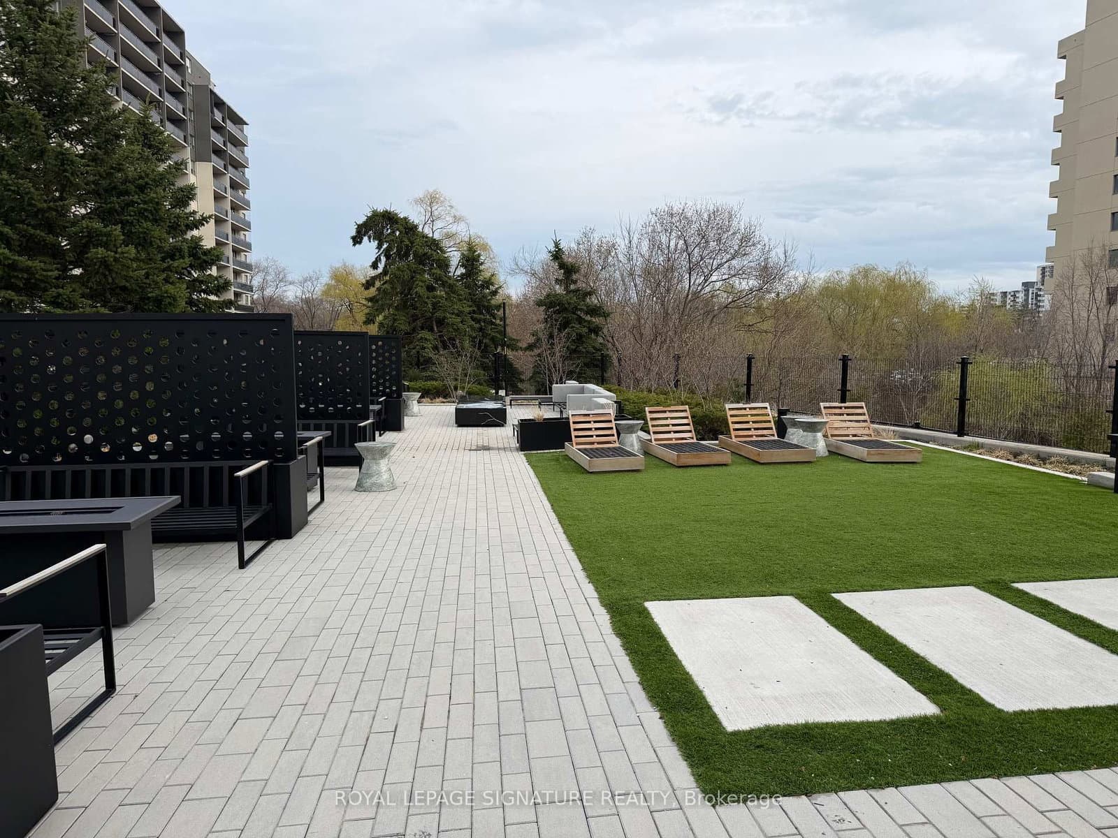 86 Dundas Street E, Unit 1314 thumbnail 33