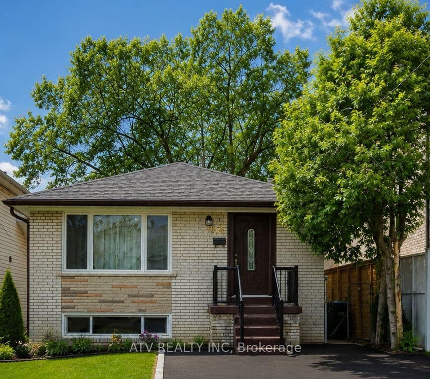 1064 Eastmount Avenue E - Image 1