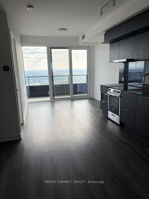 448 Burnhamthrope Road W, Unit 6312 thumbnail 10