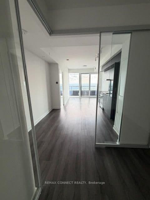 448 Burnhamthrope Road W, Unit 6312 thumbnail 16