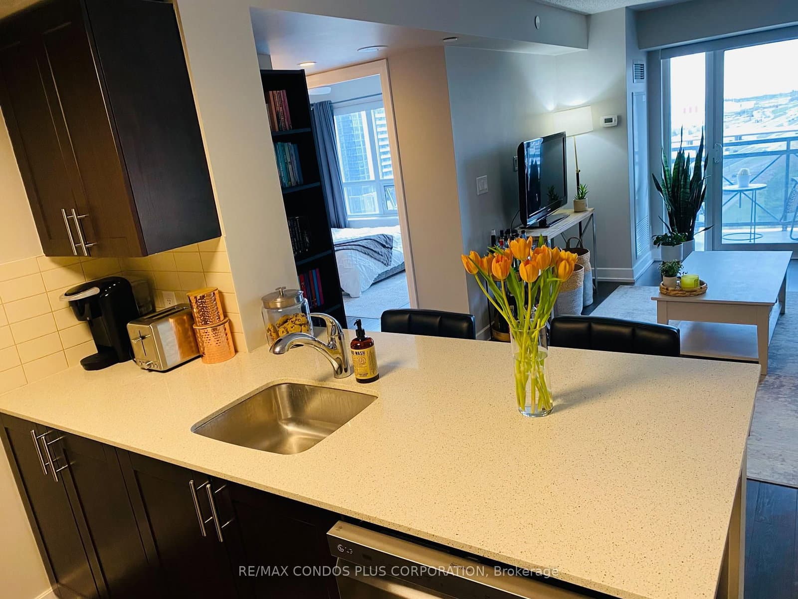 2 Eva Road, Unit 927 thumbnail 8