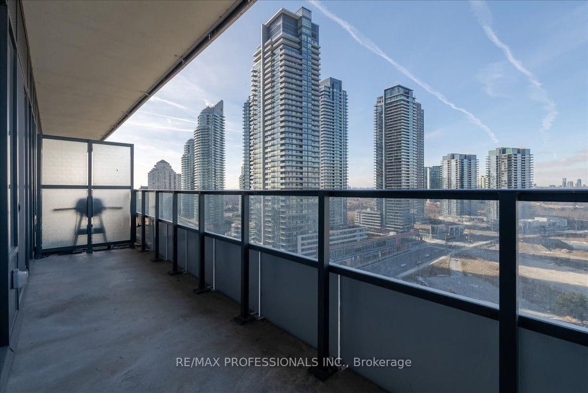 30 Shore Breeze Drive, Unit 1422 thumbnail 23