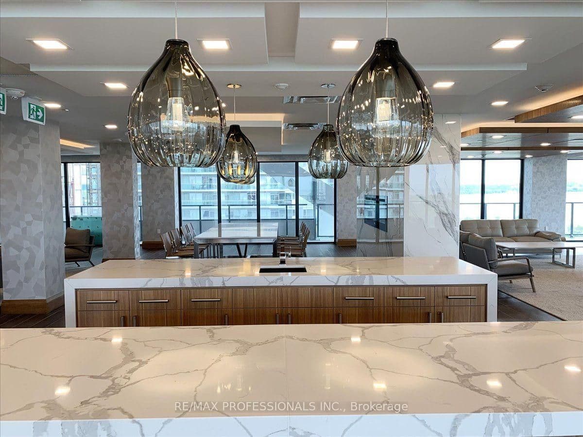 30 Shore Breeze Drive, Unit 1422 thumbnail 25