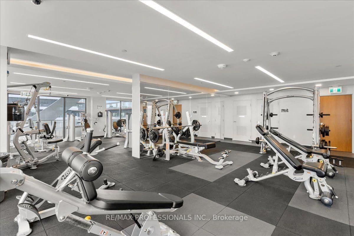 30 Shore Breeze Drive, Unit 1422 thumbnail 35