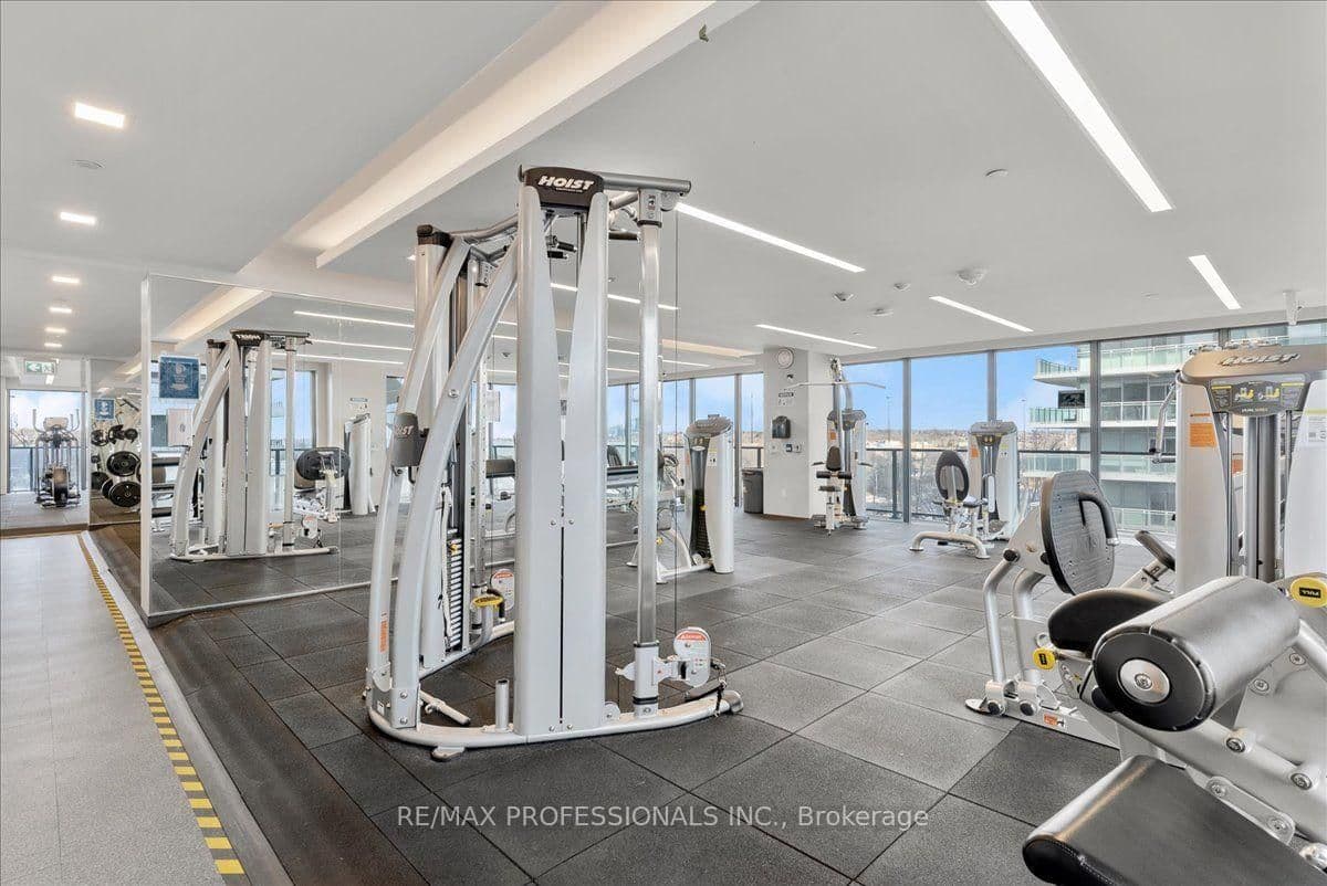 30 Shore Breeze Drive, Unit 1422 thumbnail 36