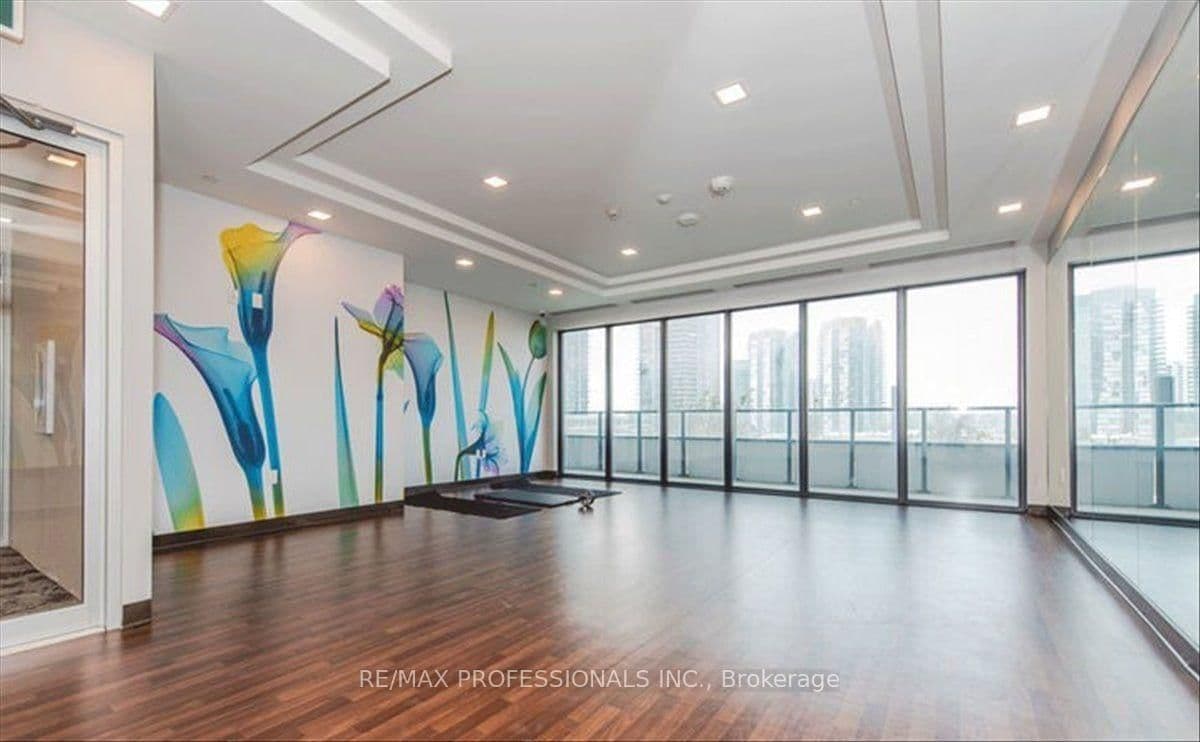 30 Shore Breeze Drive, Unit 1422 thumbnail 38
