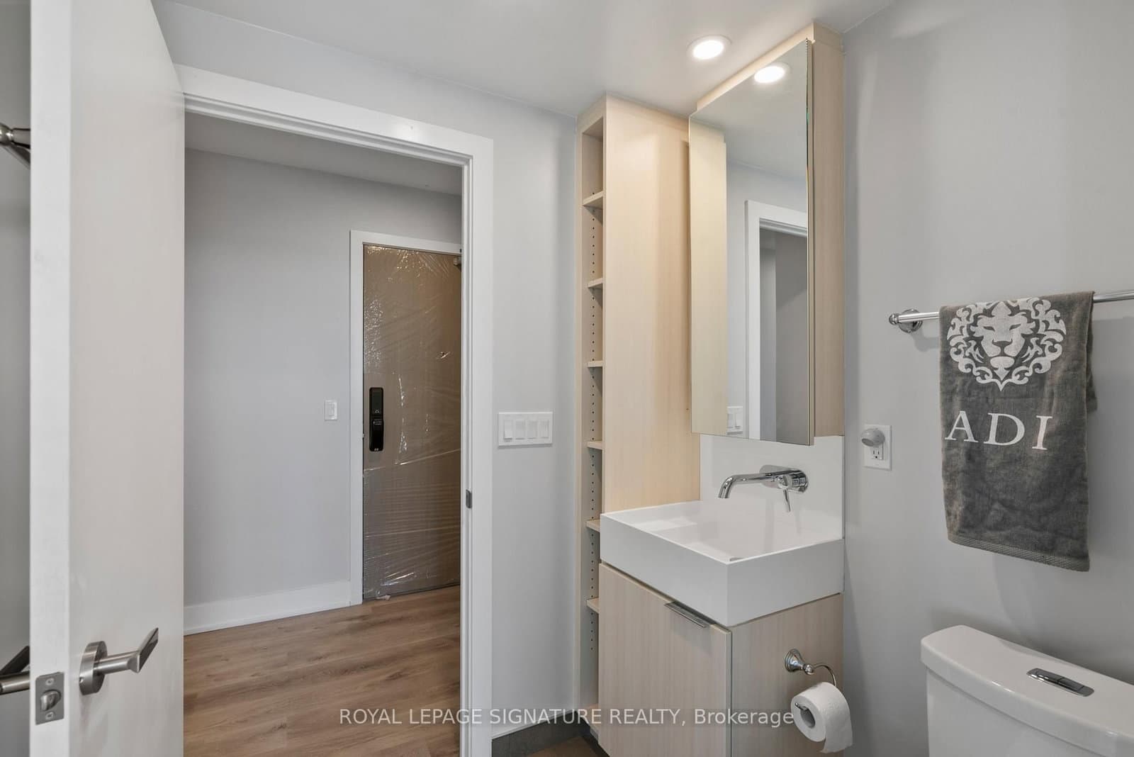 370 Martha Street, Unit 1903 thumbnail 20