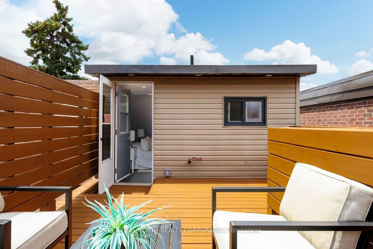 219 McRoberts Avenue thumbnail 17