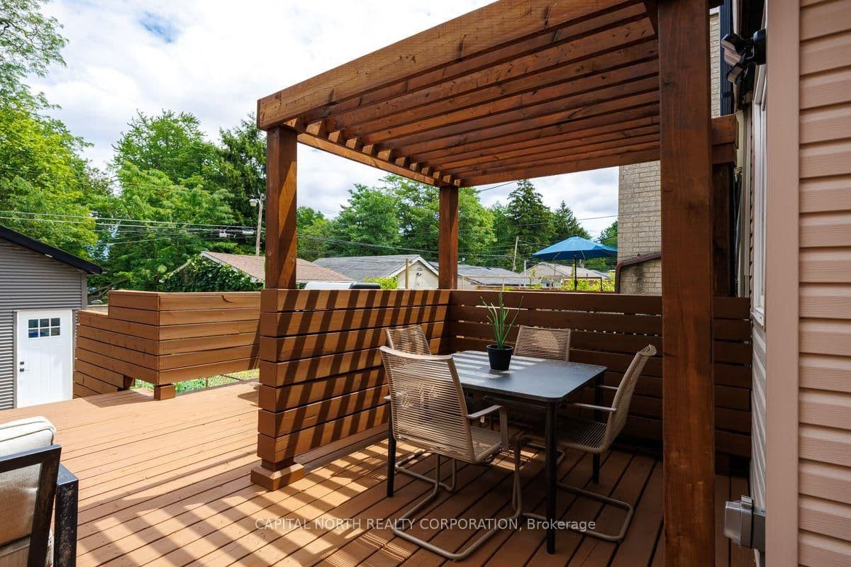 219 McRoberts Avenue thumbnail 29