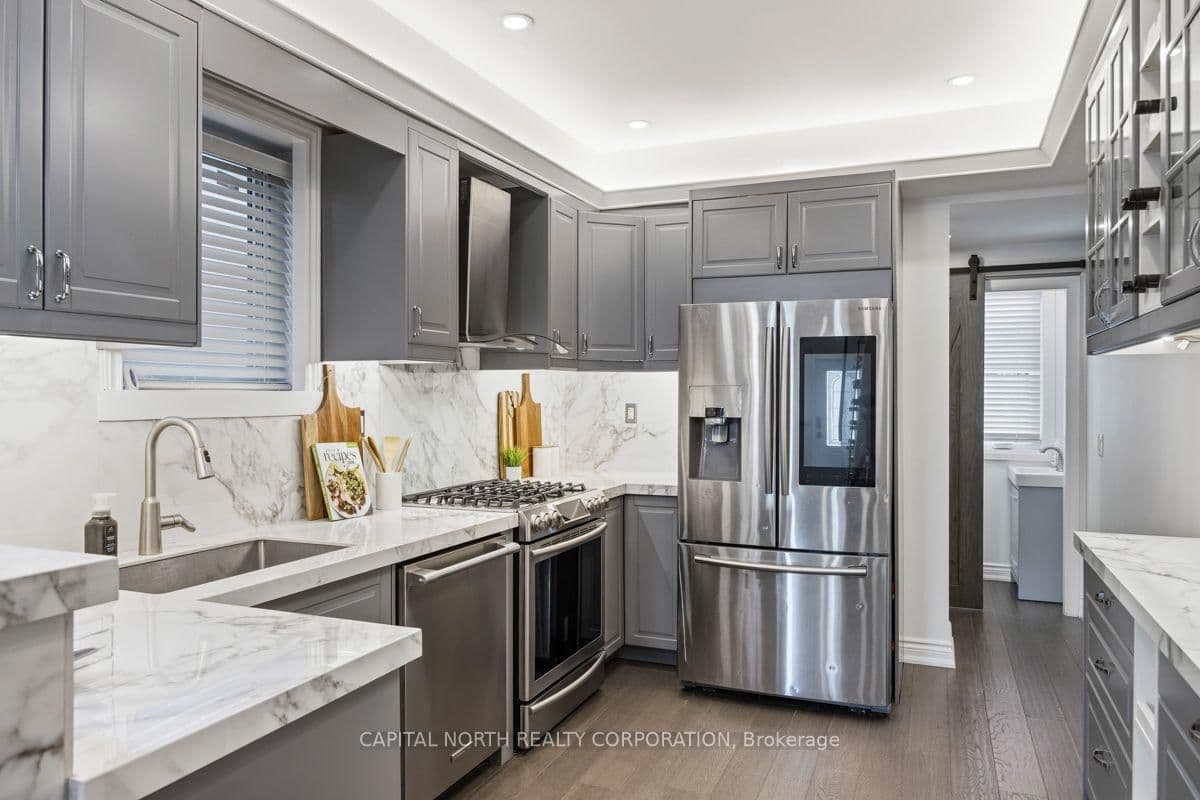 219 McRoberts Avenue thumbnail 9
