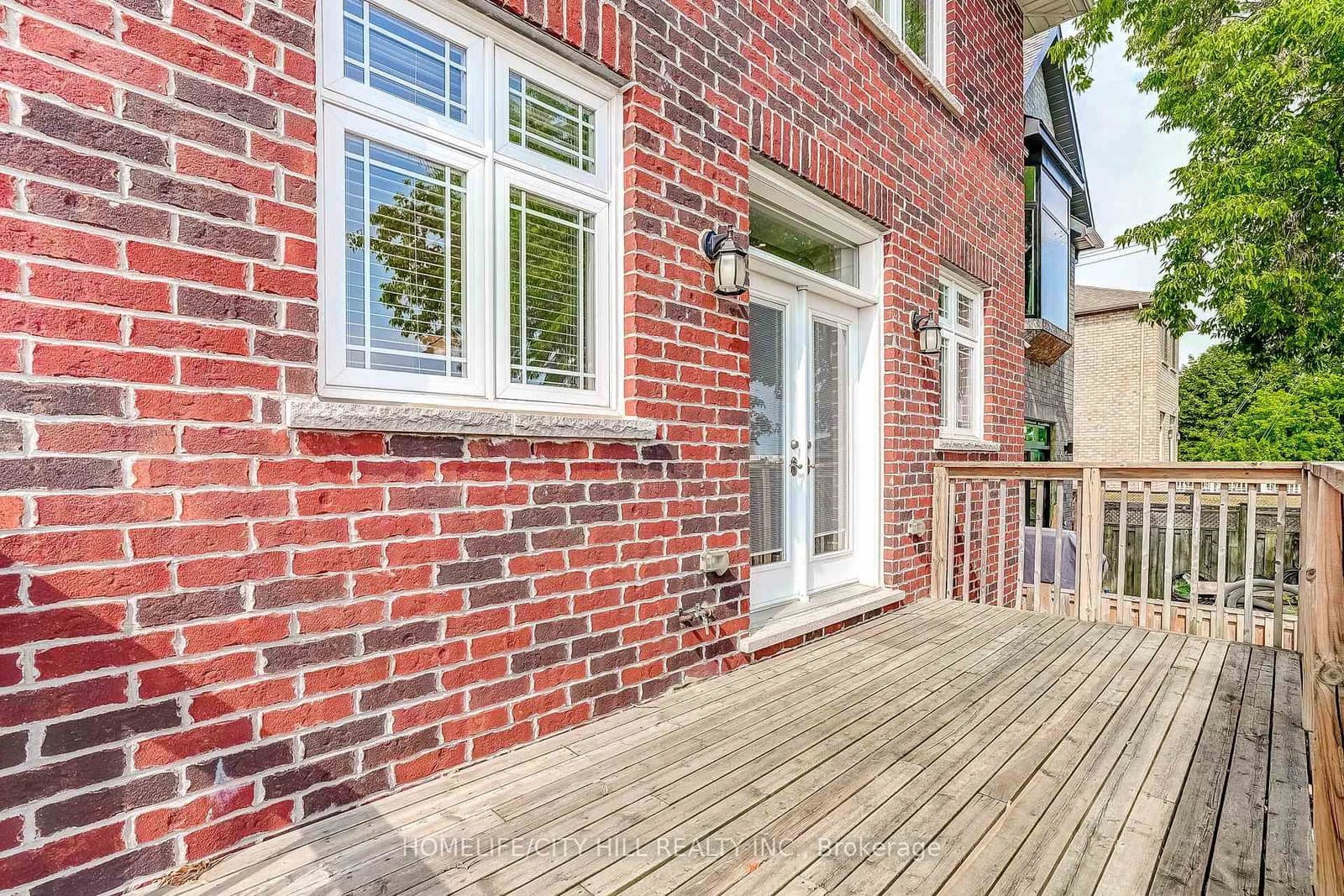 107 Brownville Avenue thumbnail 33