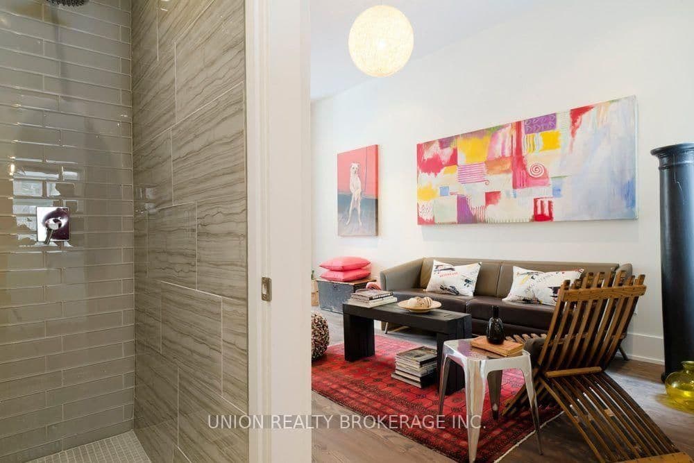 66 Lansdowne Avenue, Unit 1 thumbnail 4