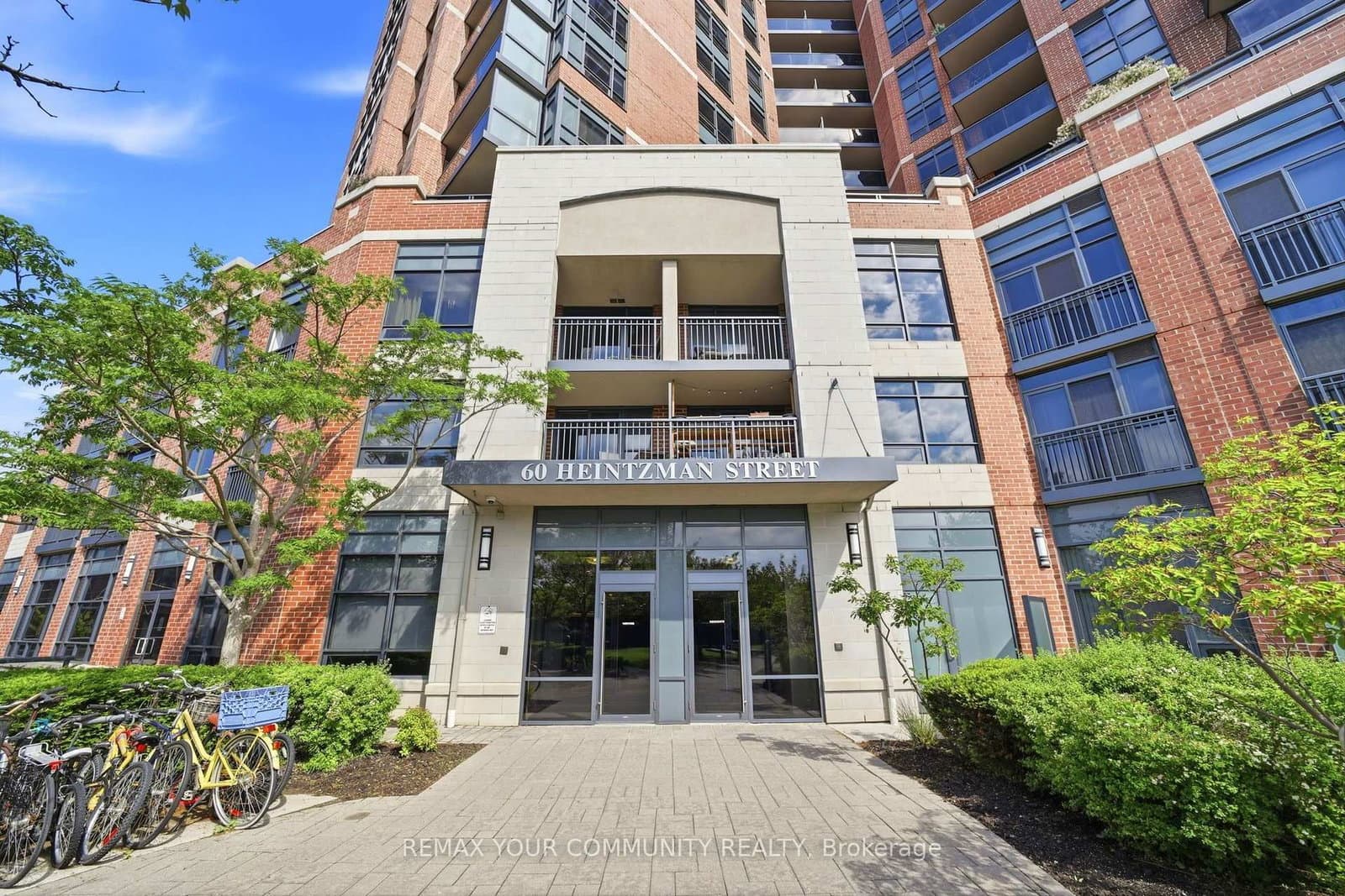 60 Heintzman Street, Unit 2102 thumbnail 21