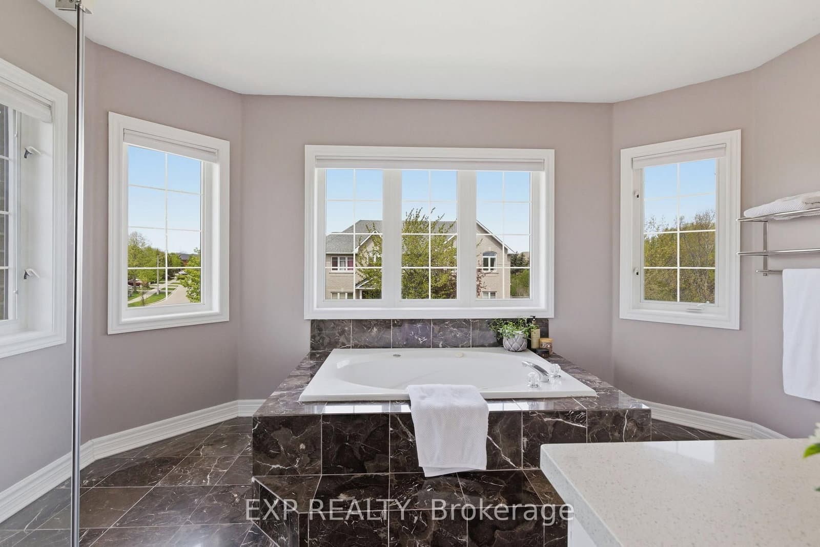 2137 Frontier Drive thumbnail 31
