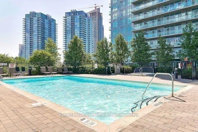 155 Legion Road N, Unit 1905 thumbnail 25