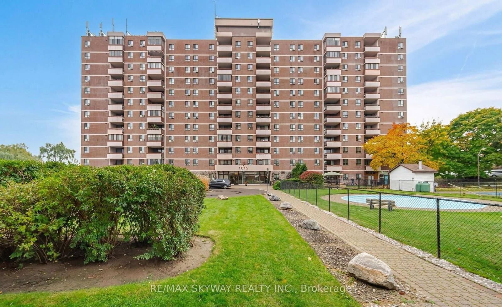 #1203 - 1615 Bloor Street