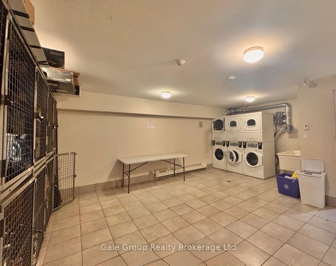 5 Paisley Boulevard E, Unit 102 thumbnail 9