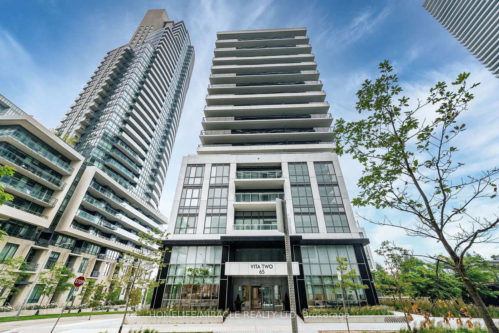 65 Annie Craig Drive, Unit 303 thumbnail 2