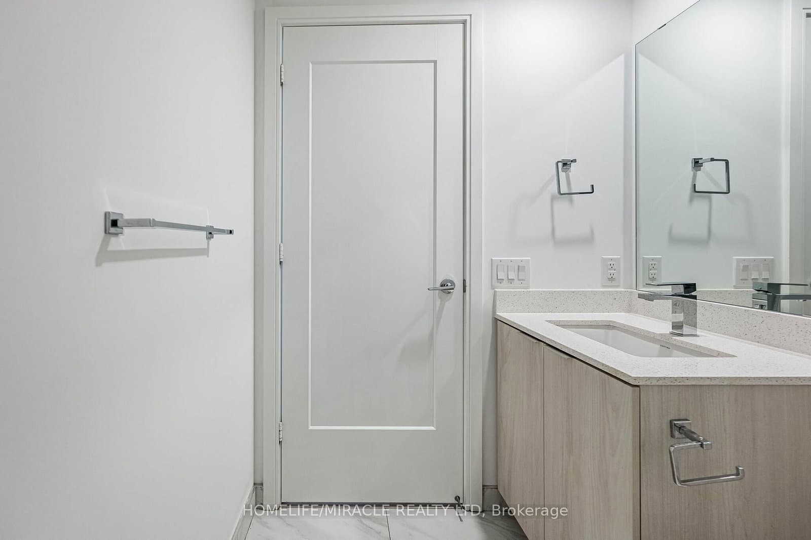 65 Annie Craig Drive, Unit 303 thumbnail 34