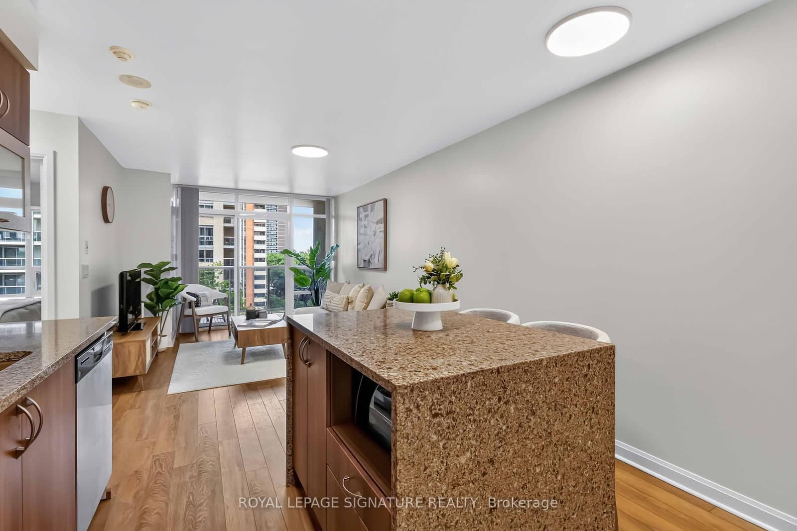 1 Michael Power Place, Unit 601 thumbnail 11