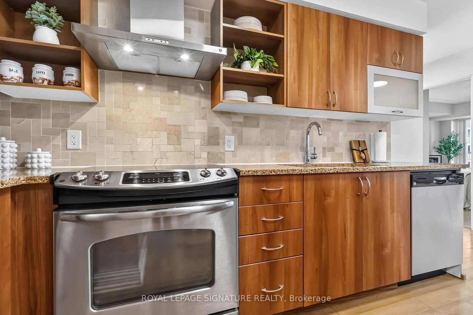 1 Michael Power Place, Unit 601 thumbnail 16