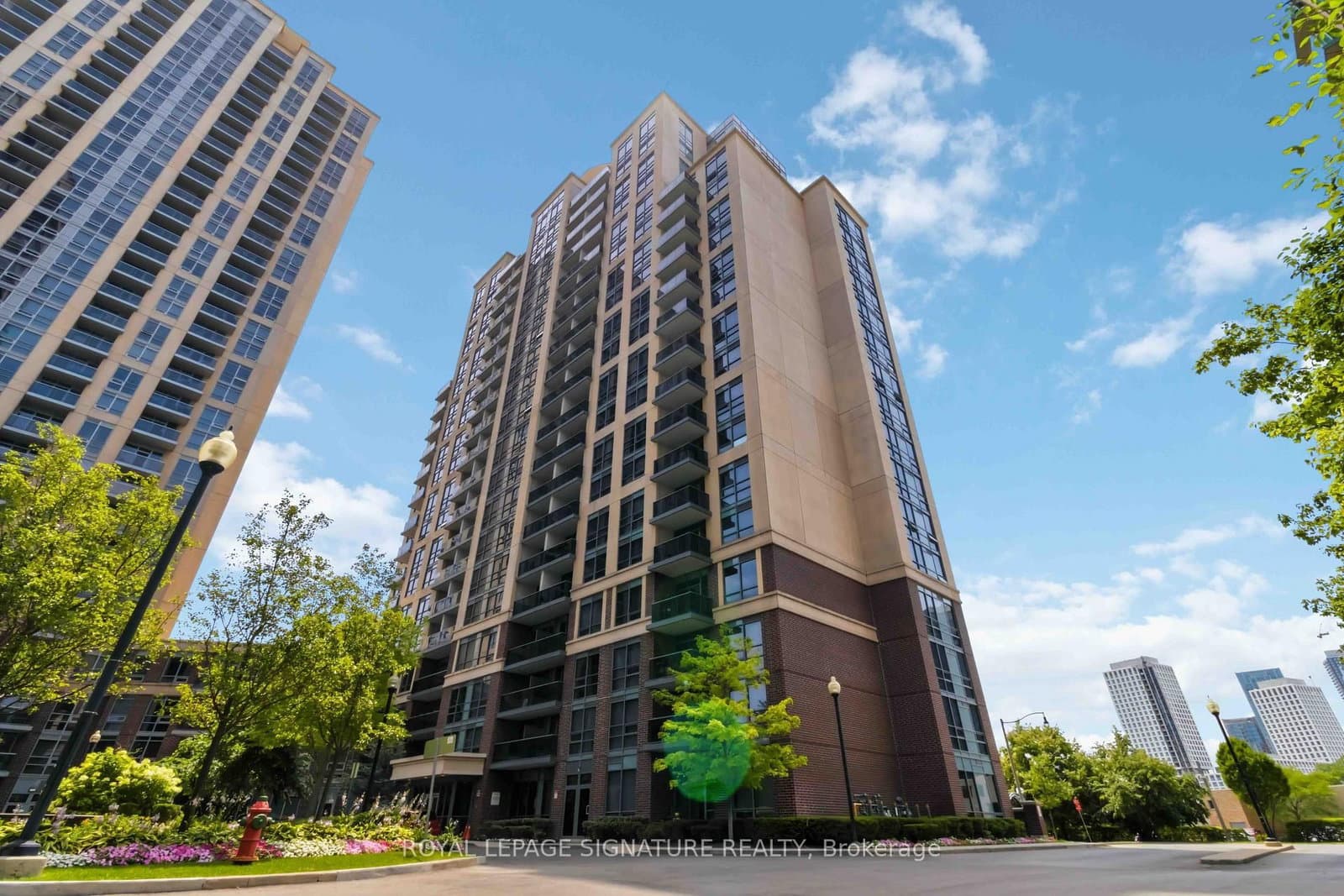 1 Michael Power Place, Unit 601 thumbnail 2