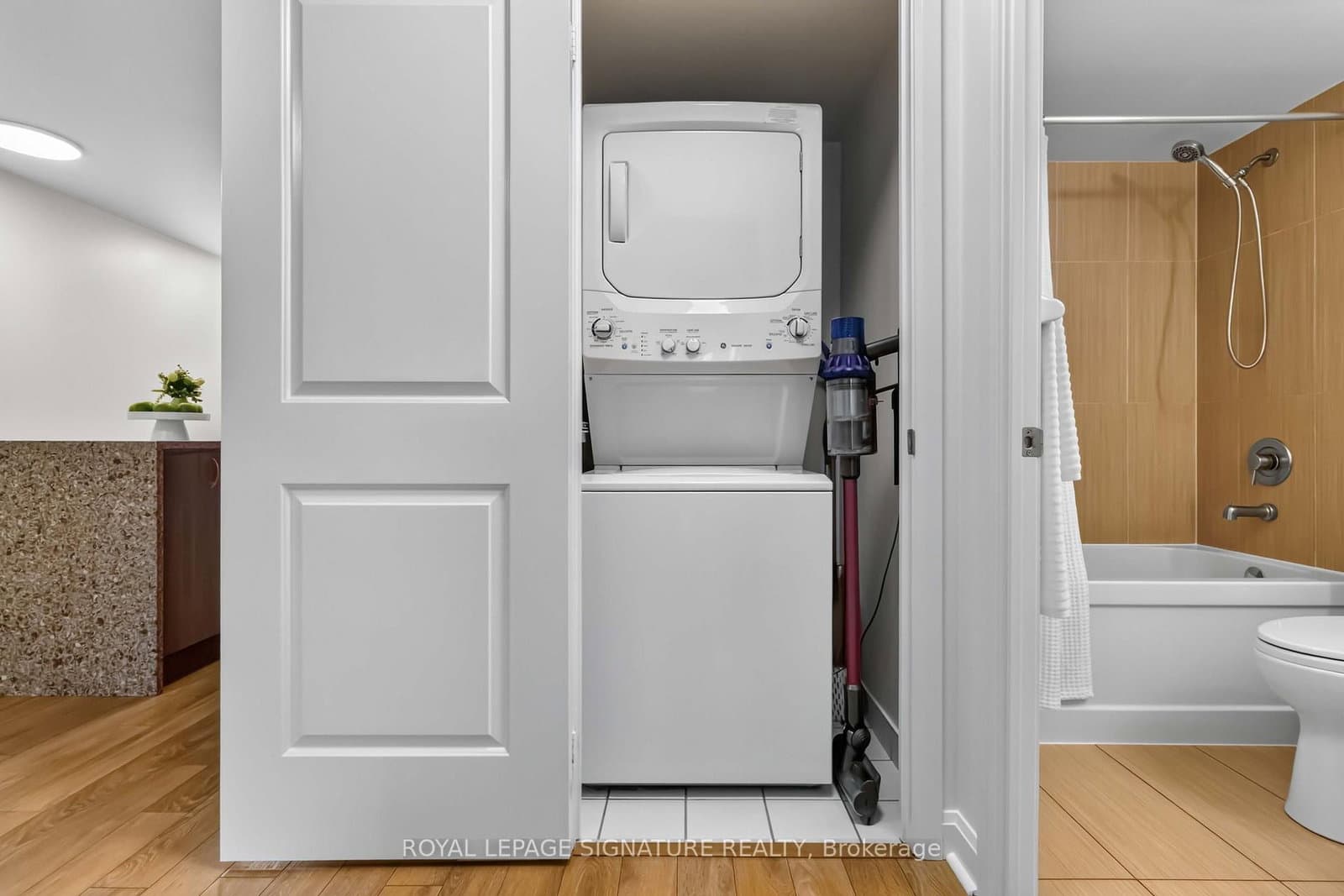1 Michael Power Place, Unit 601 thumbnail 21