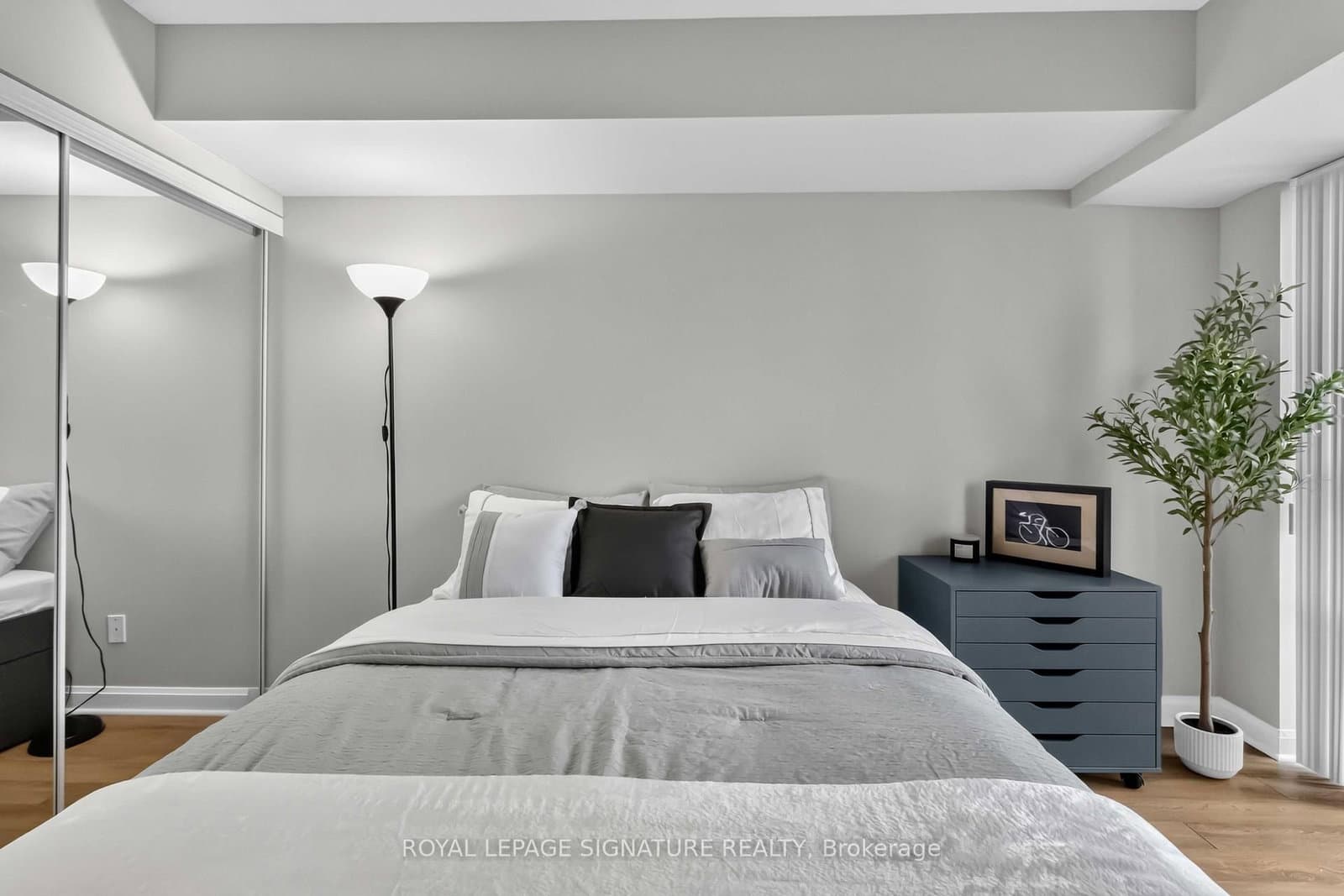 1 Michael Power Place, Unit 601 thumbnail 25