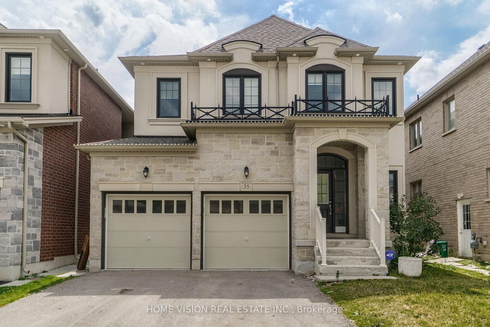 35 Little Britain- BSMT Crescent - Image 1