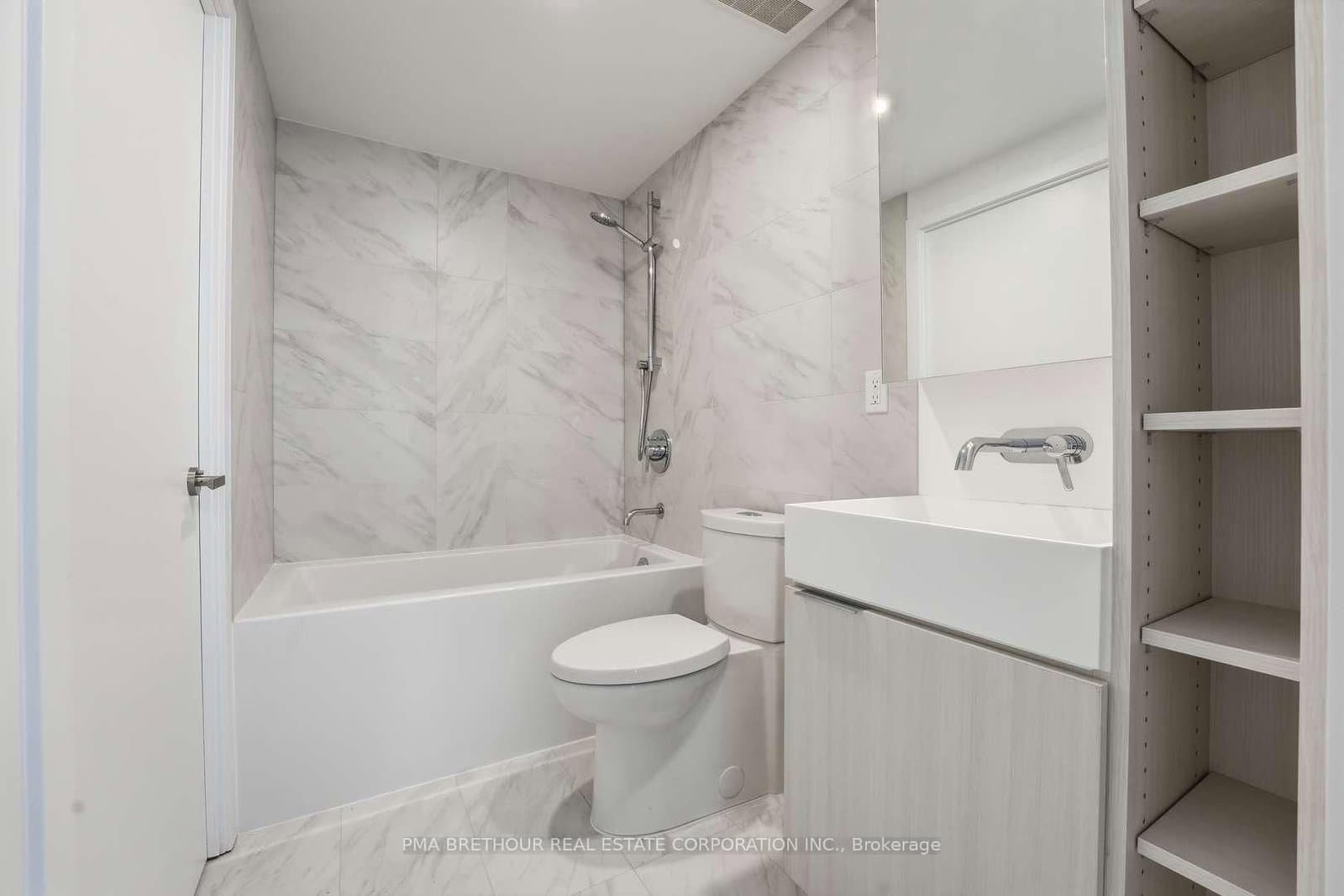 370 Martha Street, Unit 909 thumbnail 9