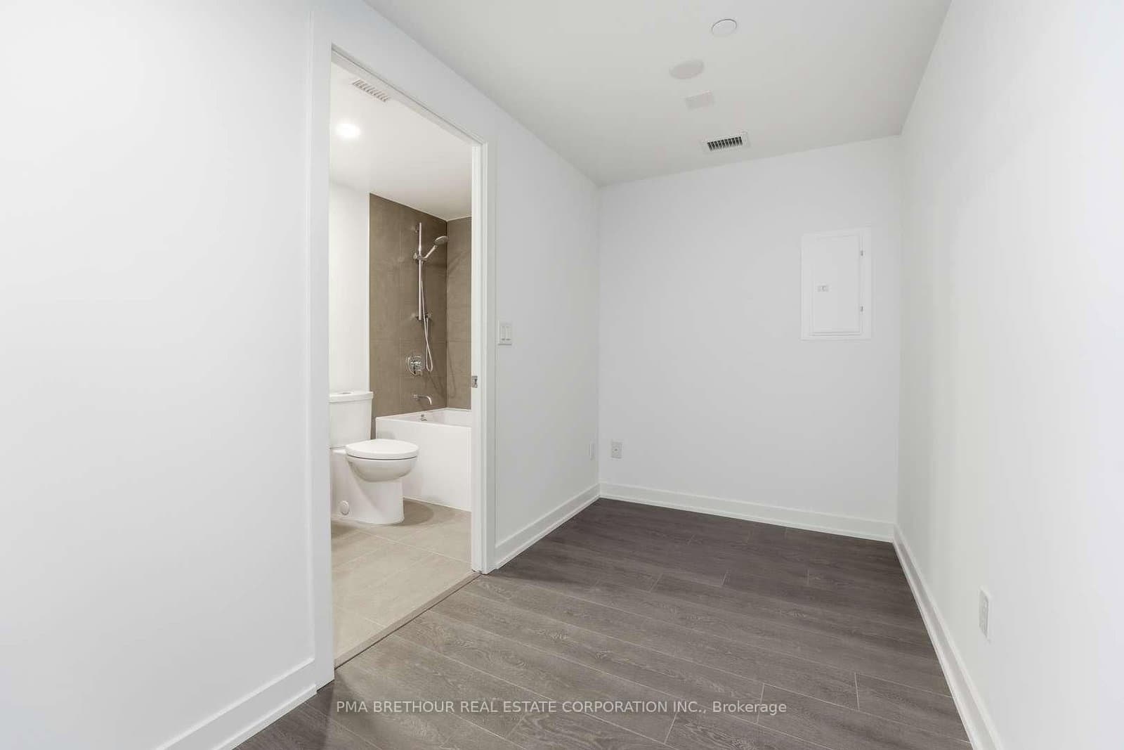370 Martha Street, Unit 2508 thumbnail 5