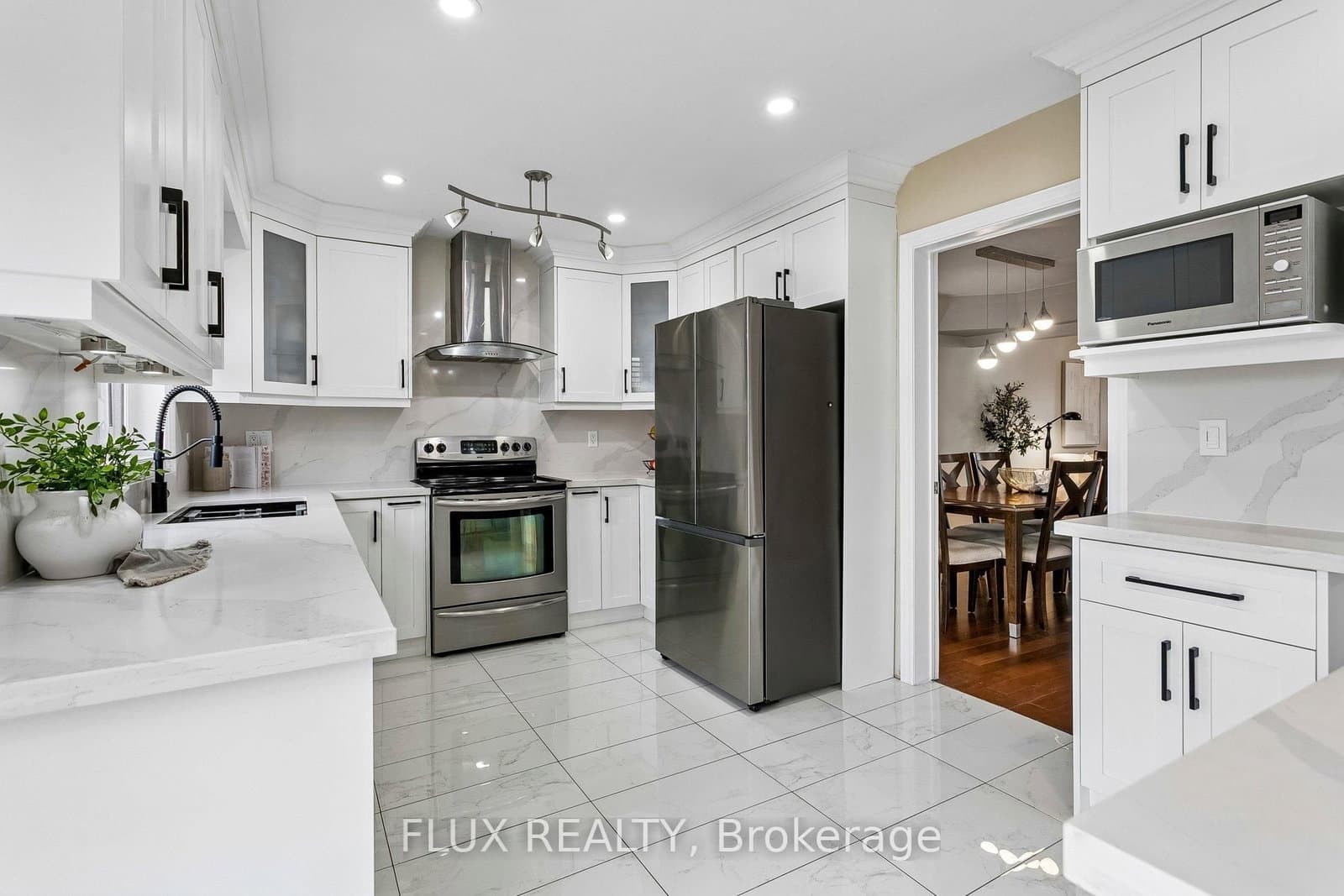 6769 Gracefield Drive thumbnail 4