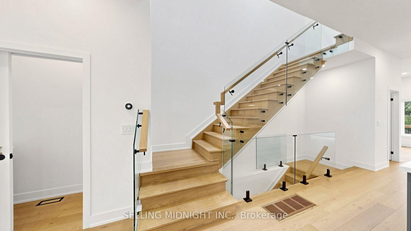 42 Guthrie Avenue thumbnail 20