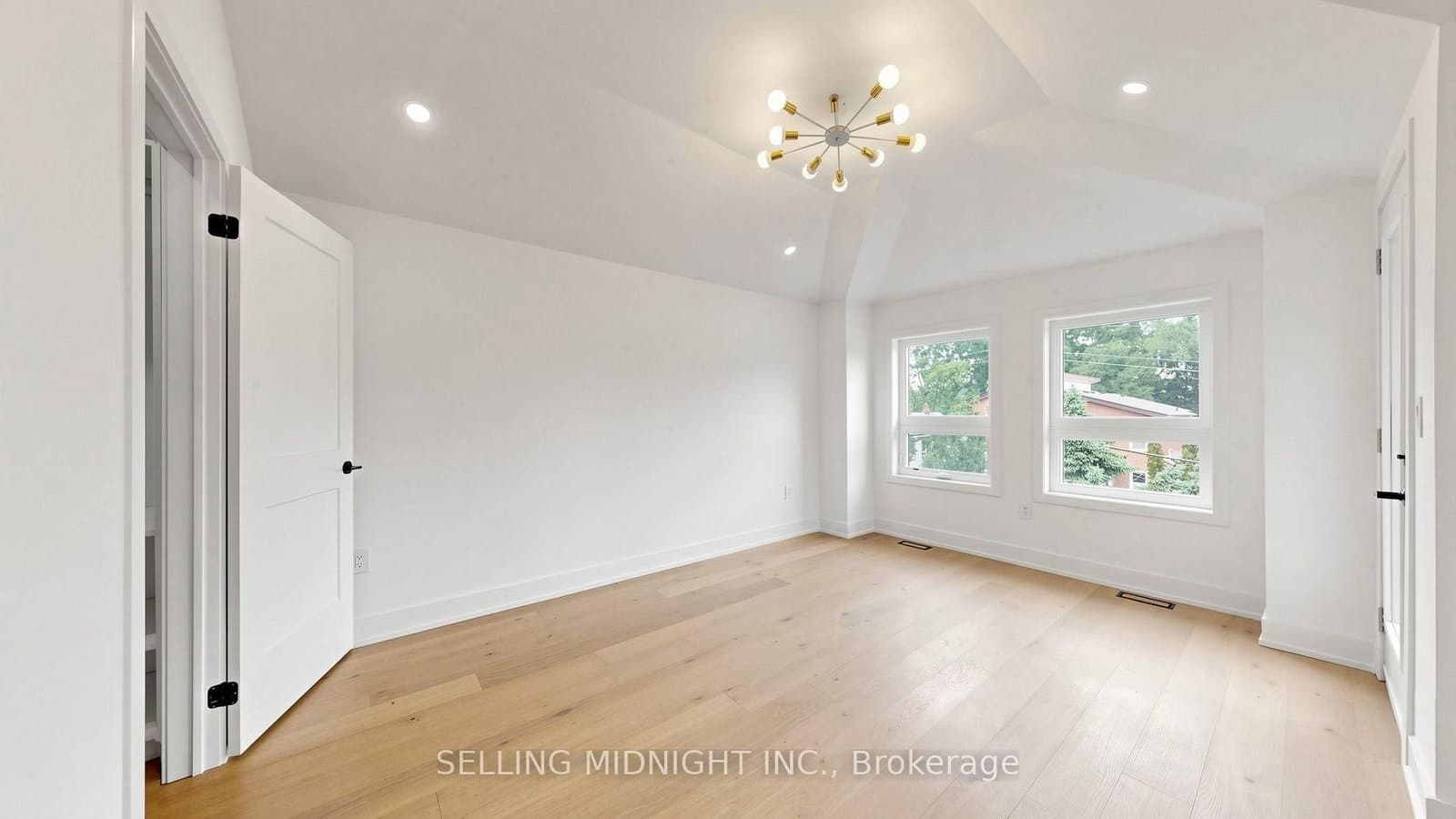 42 Guthrie Avenue thumbnail 21