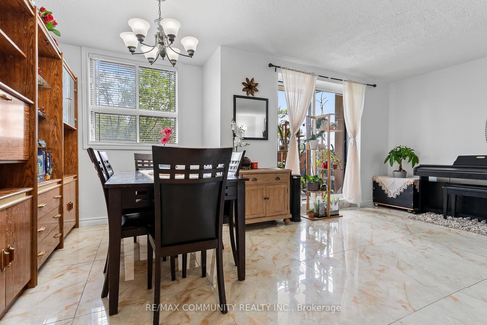1445 Wilson Avenue, Unit 407 thumbnail 10