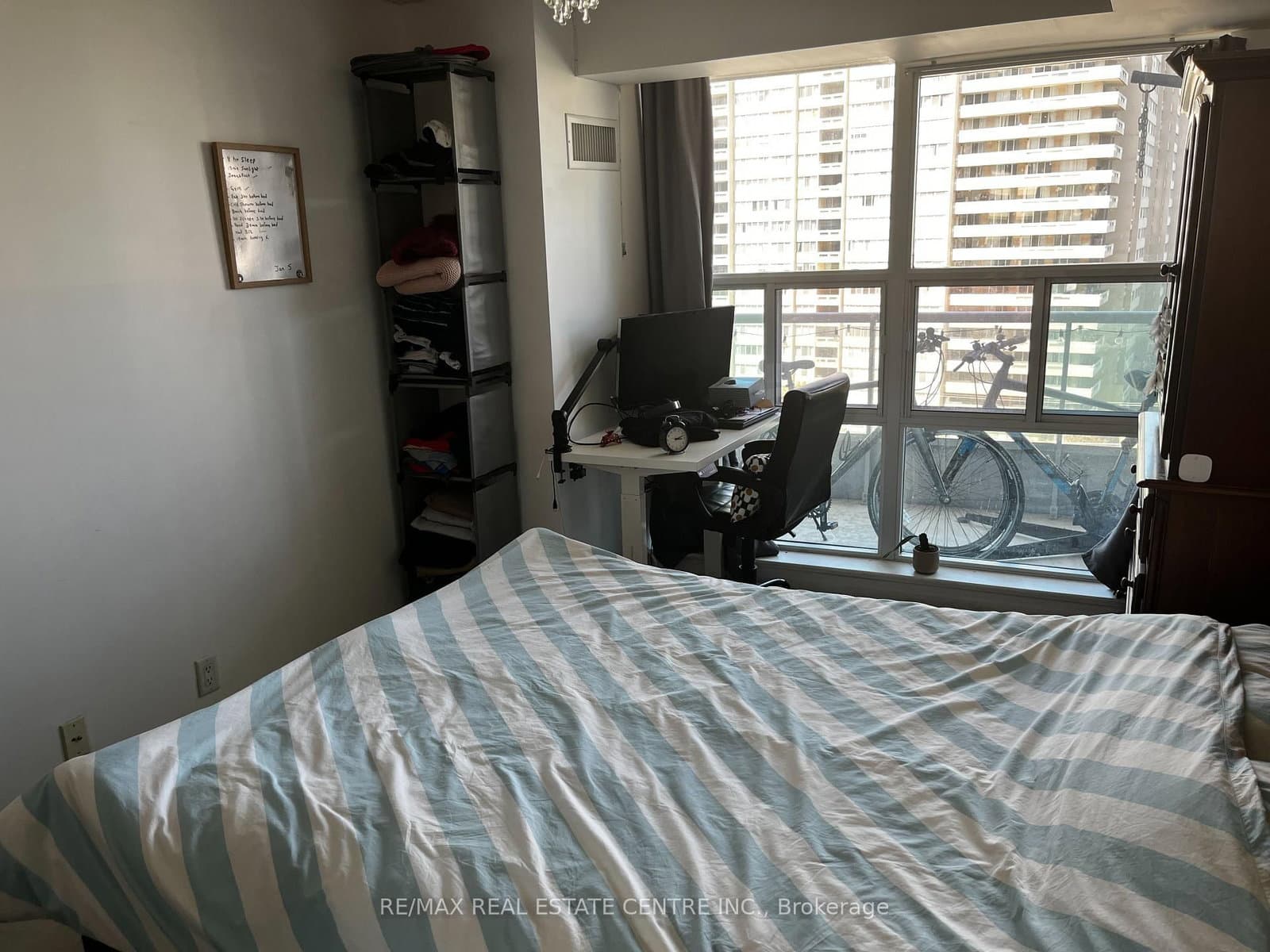 33 Elm Drive E, Unit 1010 thumbnail 13