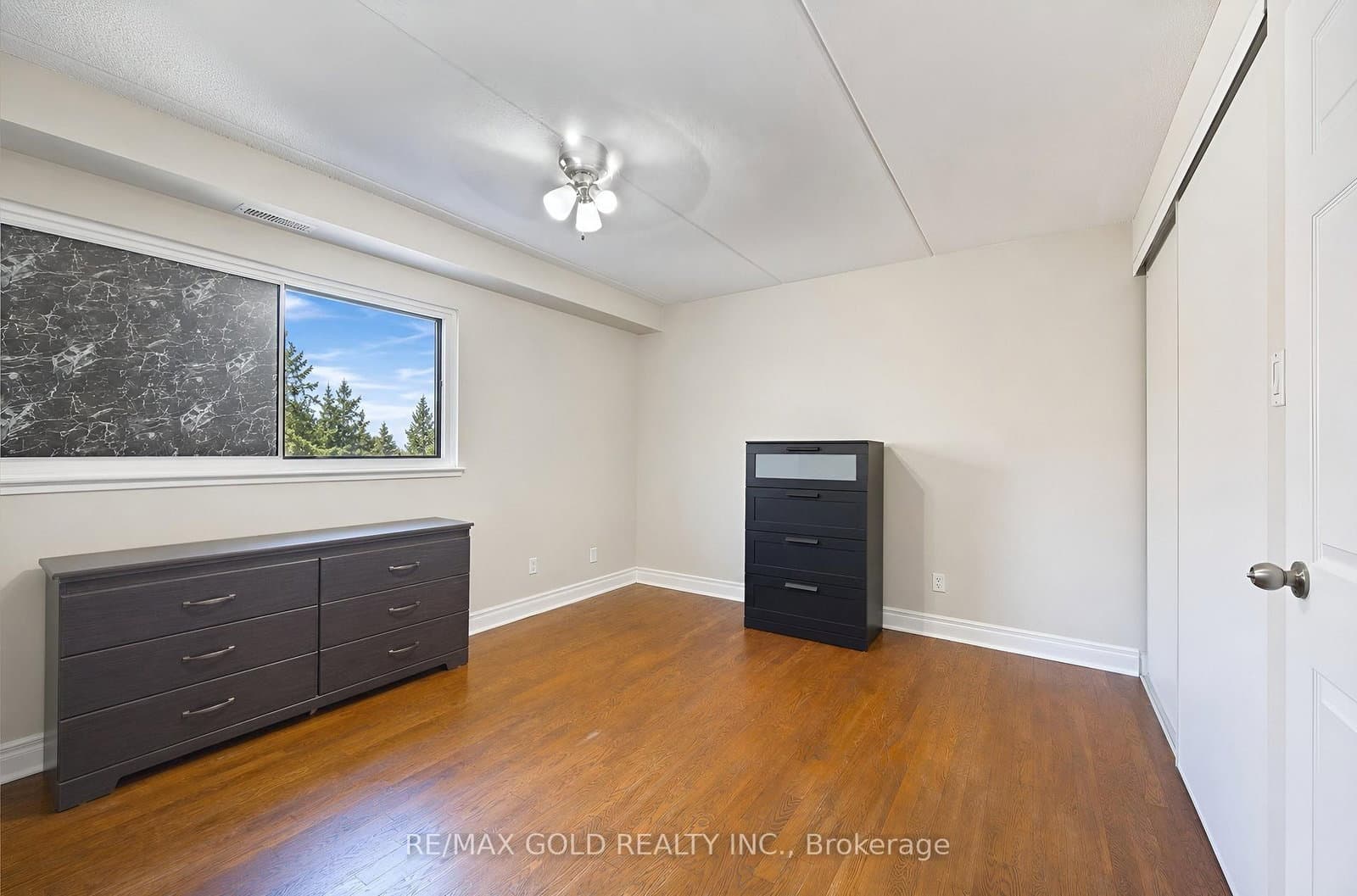 180 Mississauga Valley Boulevard, Unit 87 thumbnail 17