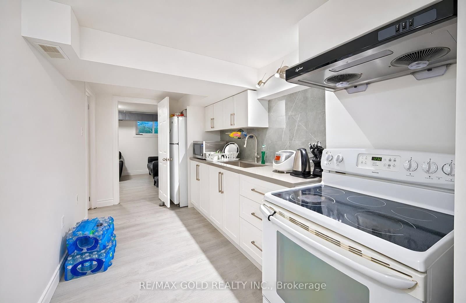 180 Mississauga Valley Boulevard, Unit 87 thumbnail 32