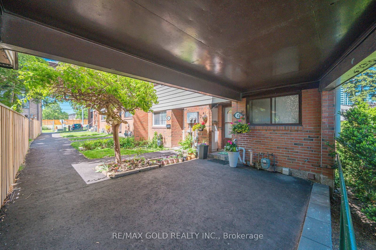 180 Mississauga Valley Boulevard, Unit 87 thumbnail 4