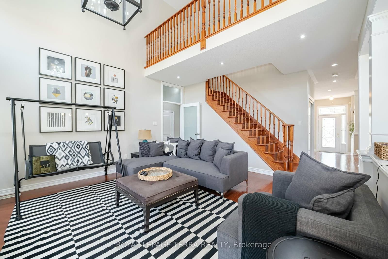 30 Eatonville Street, Unit Upper thumbnail 12
