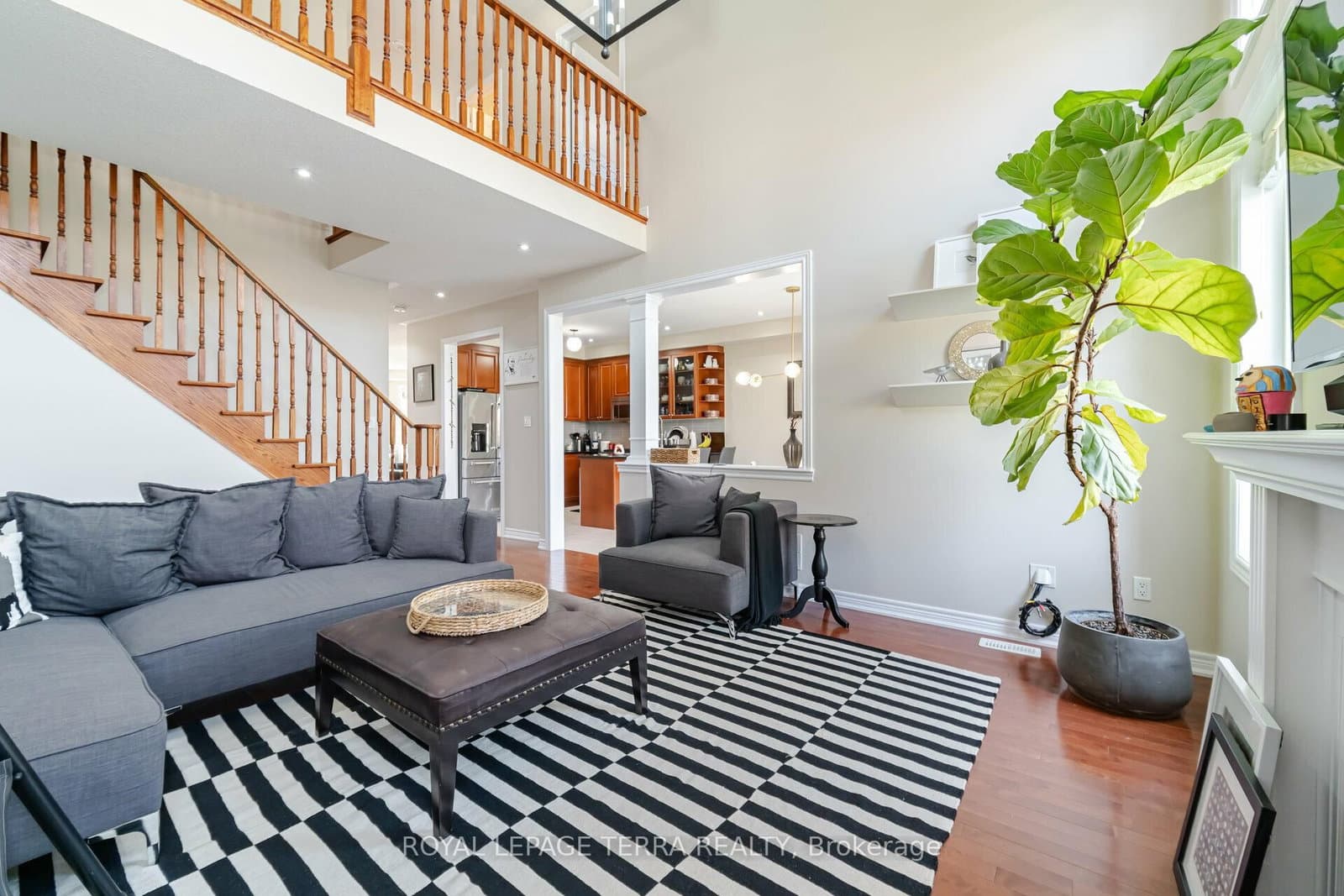30 Eatonville Street, Unit Upper thumbnail 16