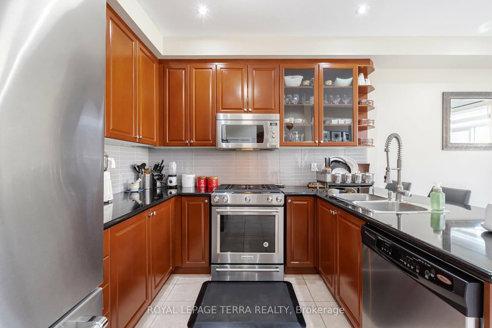 30 Eatonville Street, Unit Upper thumbnail 22