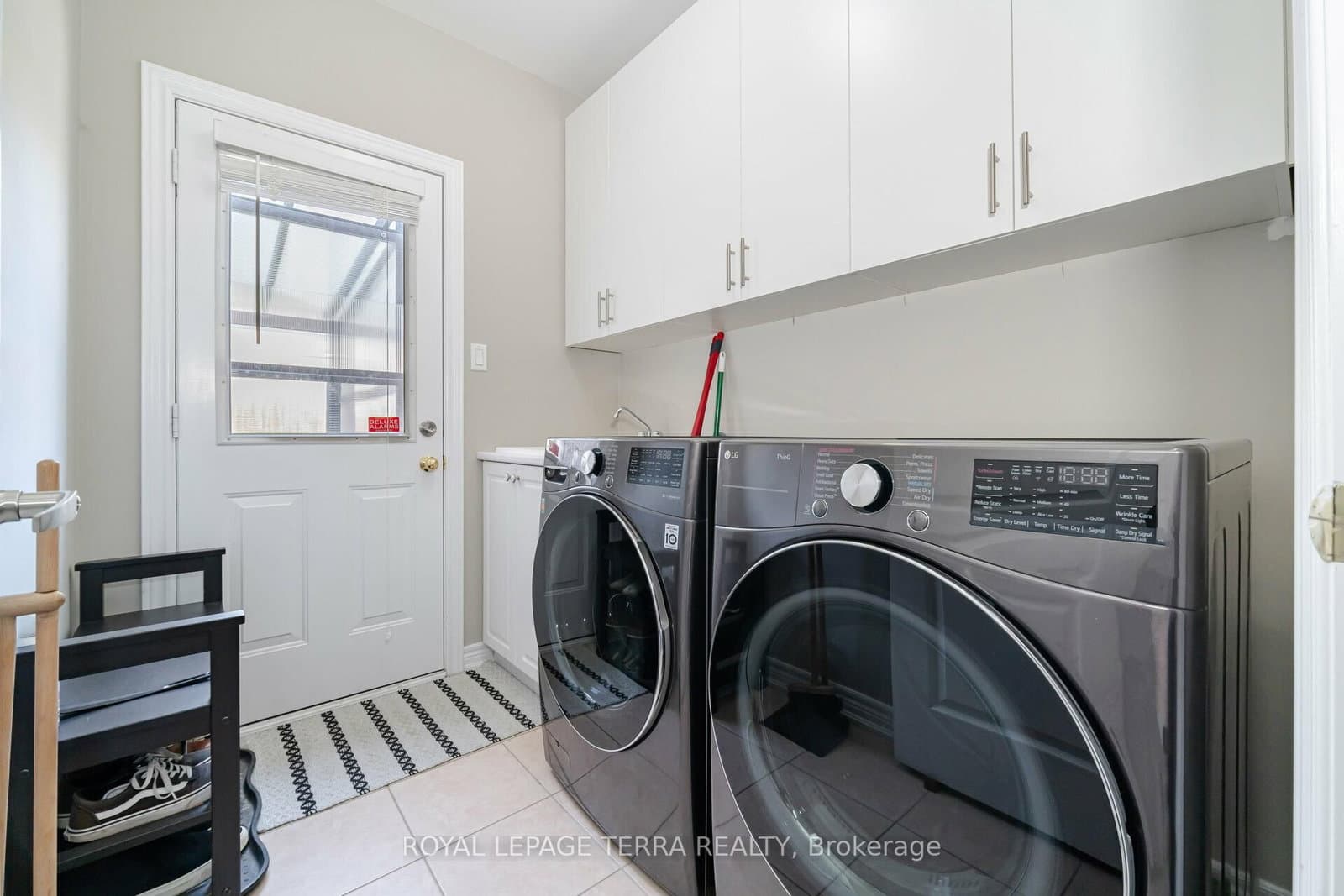 30 Eatonville Street, Unit Upper thumbnail 24