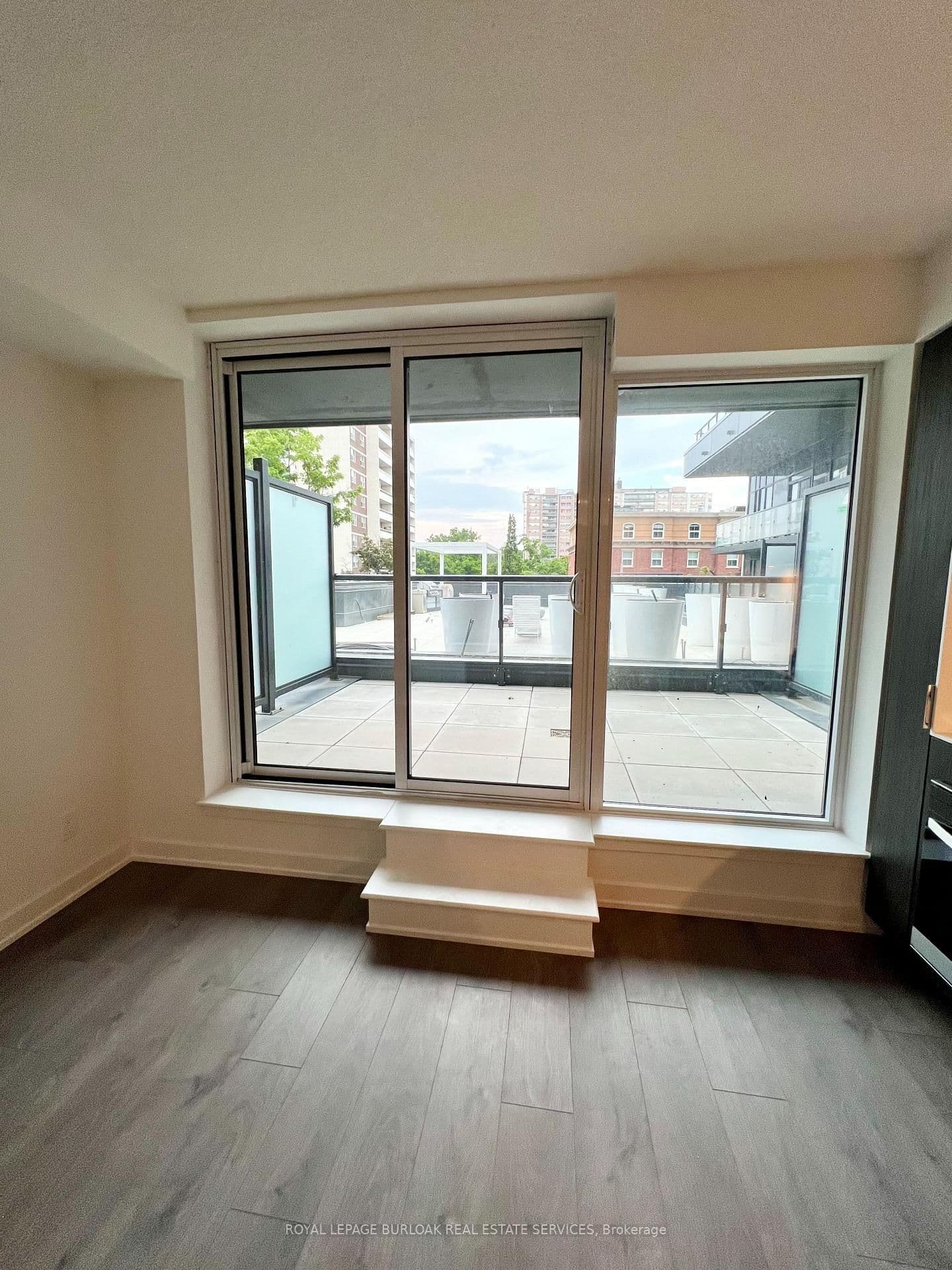 370 Martha Street, Unit 212 thumbnail 11