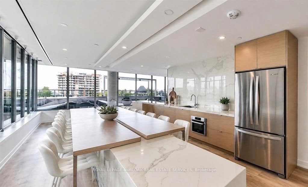 370 Martha Street, Unit 212 thumbnail 6