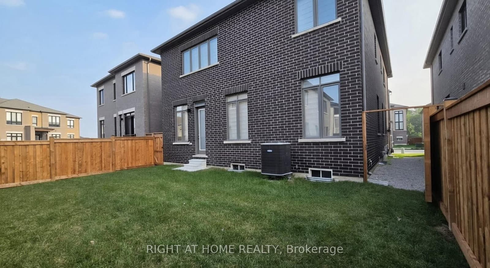 816 Apple Terrace thumbnail 29