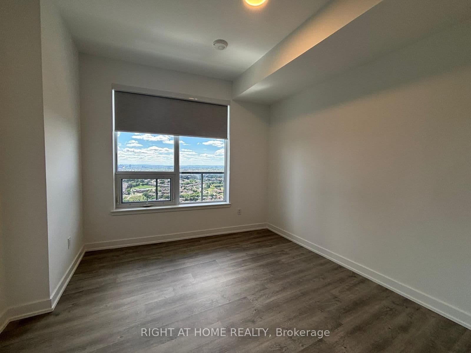 5105 Hurontario Street, Unit 2905 thumbnail 19