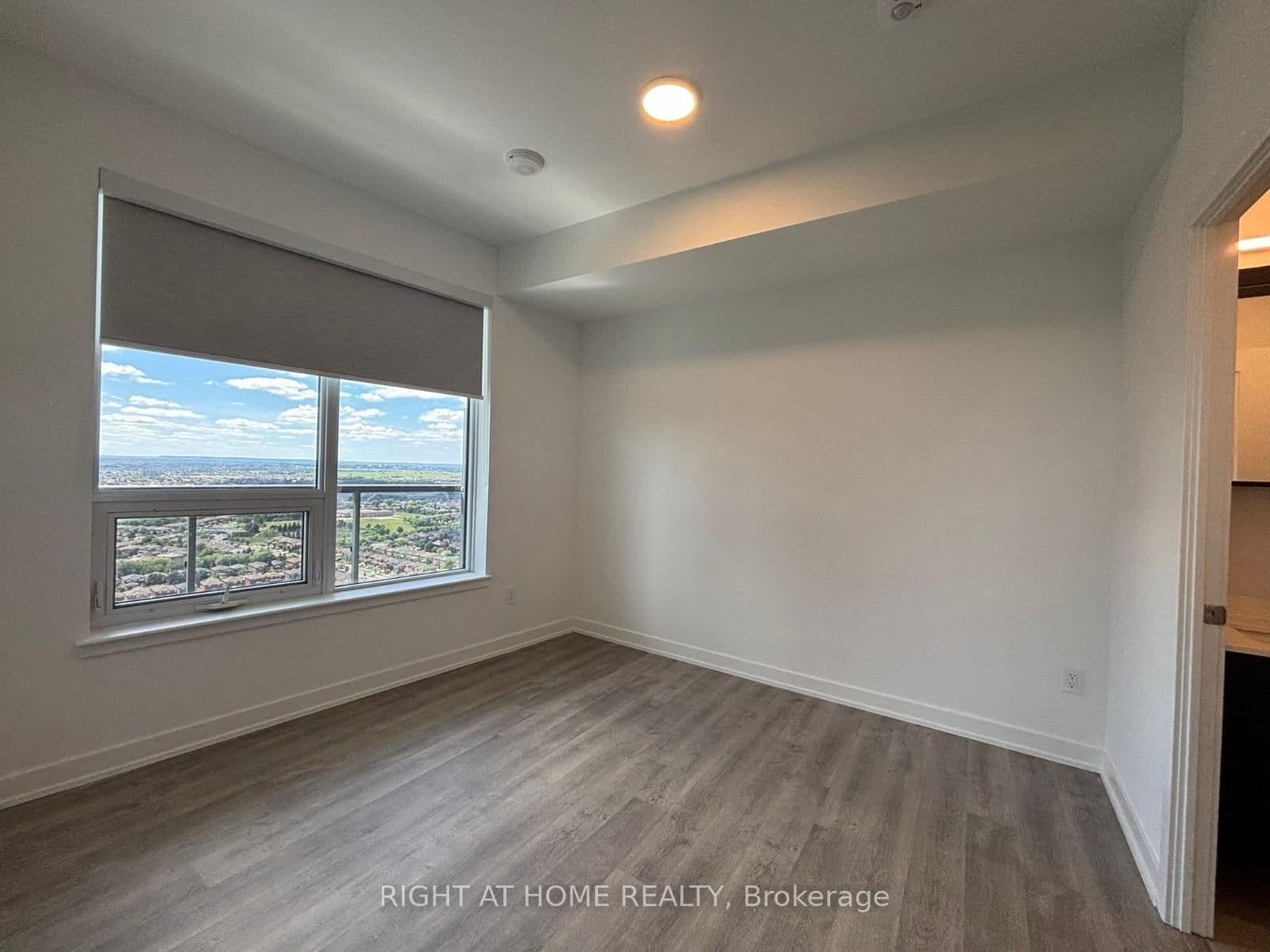 5105 Hurontario Street, Unit 2905 thumbnail 23