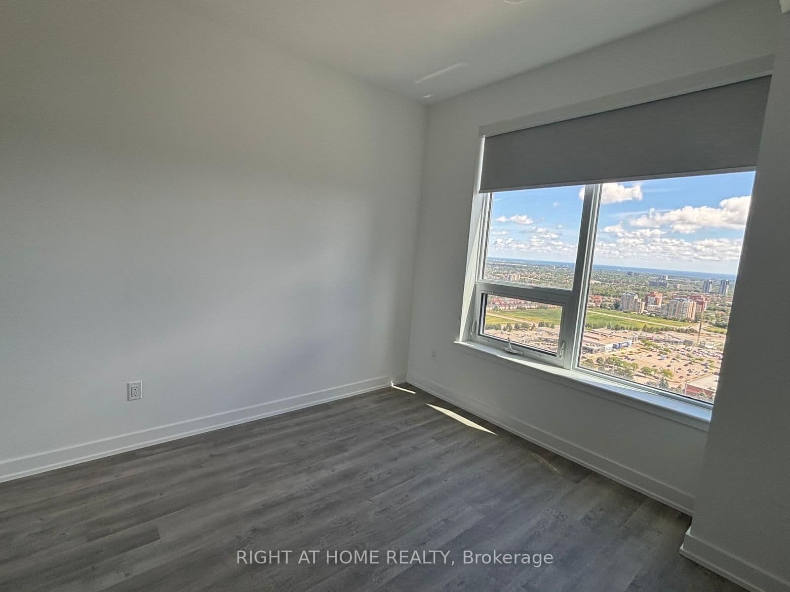 5105 Hurontario Street, Unit 2905 thumbnail 26