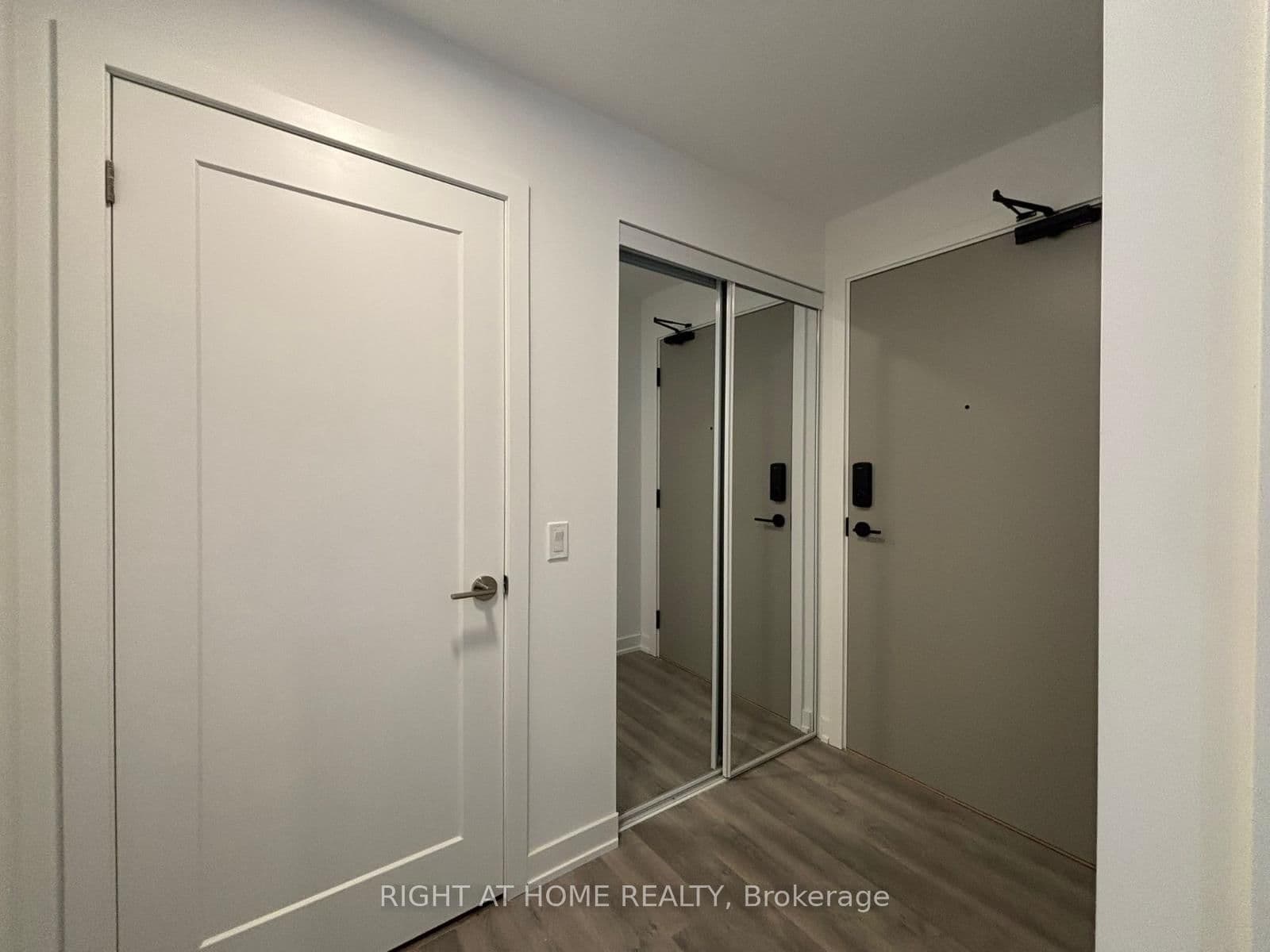 5105 Hurontario Street, Unit 2905 thumbnail 29